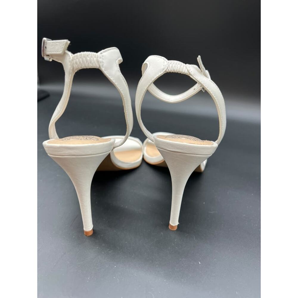 NEW VINCE CAMUTO Bendiva Leather Ankle Strap Pin Block Heel Sandals 9M - Picture 3 of 7